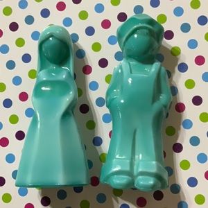 Mosser Josh & Jenny figural pair